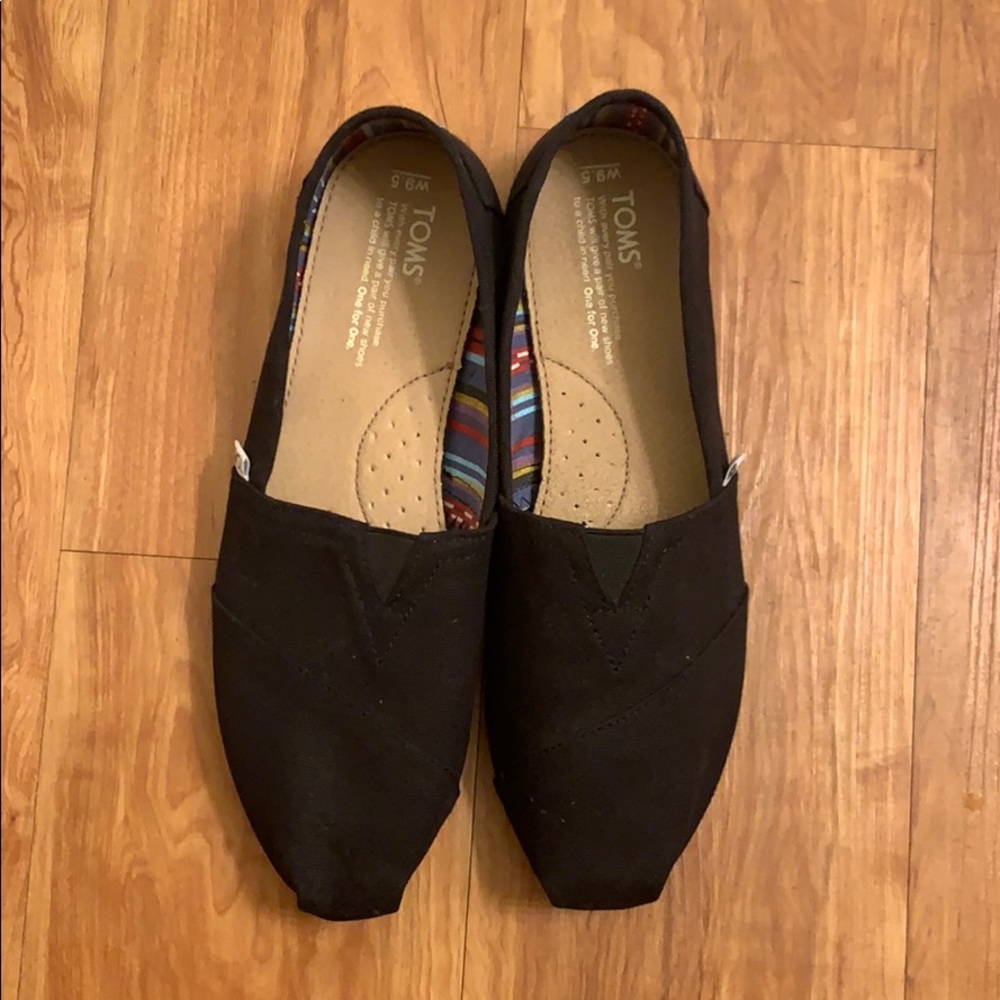 Black Women’s Toms